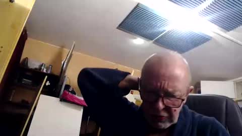 pascal88881 online show from 12-24-24, 08:22