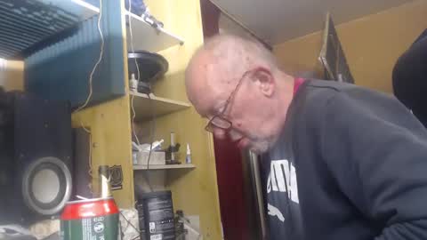 pascal88881 online show from 12-25-24, 05:26