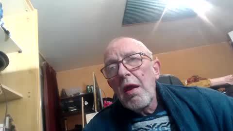 pascal88881 online show from 12-31-24, 08:59