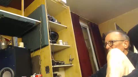 pascal88881 online show from 02-27-25, 02:54