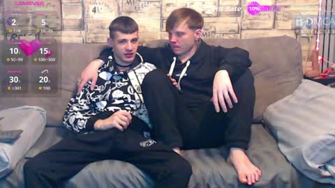 Max tall dark-haired guy with tattoos and Phil blond-haired online show from 04-04-26, 01:26