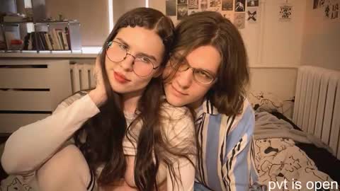 Snapshot of passiondesire_ chatting on 03-21-26, 08:41 Zoe online show from 03-21-26, 08:41