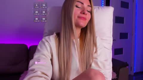 Snapshot of passionkc chatting on 12-20-25, 12:07 passionkc online show from 12-20-25, 12:07