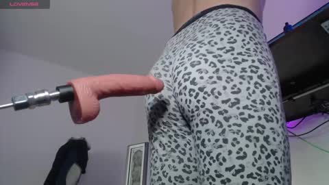 Snapshot of patandpat22 chatting on 01-08-26, 12:18 patandpat22 online show from 01-08-26, 12:18