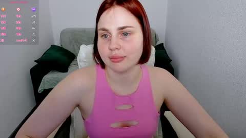 Snapshot of patricia__perez chatting on 05-25-26, 01:28 Pat online show from 05-25-26, 01:28