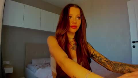 patricia_bloom online show from 10-19-25, 04:57