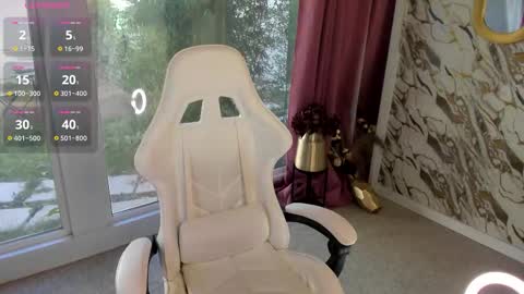 Snapshot of patriciakeys chatting on 09-24-25, 06:50 Patricia online show from 09-24-25, 06:50