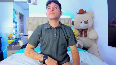 Snapshot of patrick_sanzzz chatting on 07-21-26, 12:13 Patrick online show from 07-21-26, 12:13