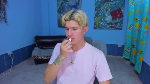 .... online show from 11-10-25, 06:23