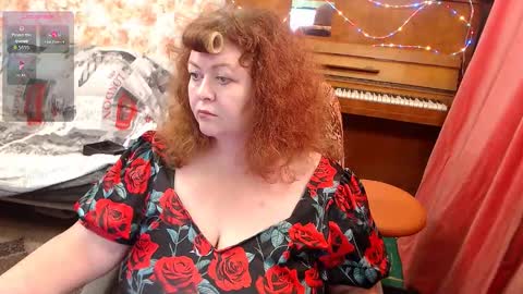 PatsyORose online show from 11-17-25, 03:23