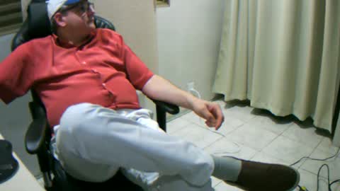 Snapshot of pattrom chatting on 07-20-26, 02:04 Patrom online show from 07-20-26, 02:04