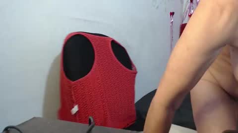 Snapshot of patty_sexy69 chatting on 01-05-25, 03:43 Patty online show from 01-05-25, 03:43