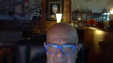 patvac online show from 12-12-24, 01:39