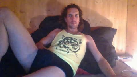 Snapshot of paueriwan chatting on 12-29-24, 08:58 paueriwan online show from 12-29-24, 08:58