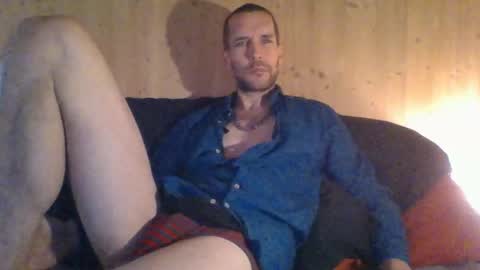 Snapshot of paueriwan chatting on 03-03-25, 06:37 paueriwan online show from 03-03-25, 06:37