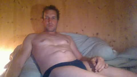 Snapshot of paueriwan chatting on 04-30-26, 08:04 paueriwan online show from 04-30-26, 08:04
