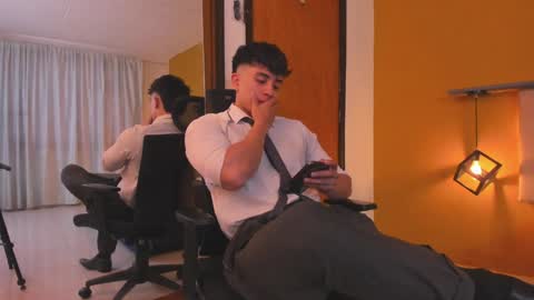 Snapshot of paul_evanss chatting on 12-10-24, 01:55 Paul online show from 12-10-24, 01:55