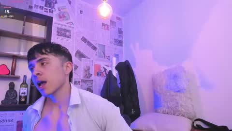 Snapshot of paul_evanss chatting on 02-25-25, 03:38 Paul online show from 02-25-25, 03:38