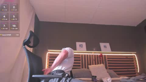 Snapshot of paul_evanss chatting on 03-03-25, 03:31 Paul online show from 03-03-25, 03:31