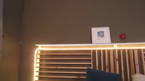 Snapshot of paul_evanss chatting on 09-12-25, 01:33 Paul online show from 09-12-25, 01:33