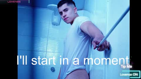 Snapshot of paul_evanss chatting on 02-18-26, 12:45 Paul online show from 02-18-26, 12:45