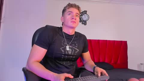 Paull George online show from 10-06-25, 02:25