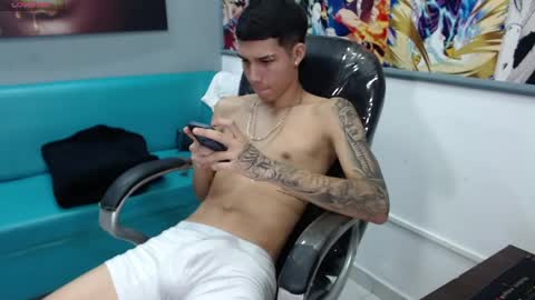 Snapshot of paul_ponce chatting on 06-03-26, 02:08 PAUL online show from 06-03-26, 02:08