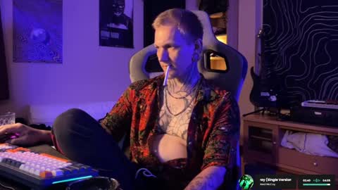 Snapshot of paul_razor chatting on 06-04-26, 08:59 Paul online show from 06-04-26, 08:59