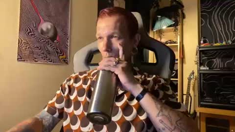 Snapshot of paul_razor chatting on 06-28-26, 06:47 Paul online show from 06-28-26, 06:47