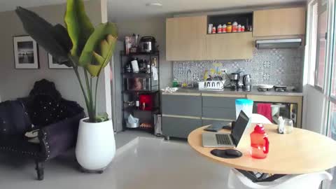 Paul online show from 10-31-25, 05:36