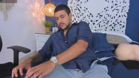 Paul Rivera online show from 10-22-25, 09:36