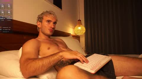 Snapshot of paul_rubini chatting on 06-07-26, 12:20 Paul online show from 06-07-26, 12:20