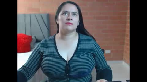 paula__117 online show from 03-25-26, 08:26