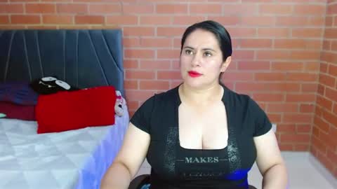paula__117 online show from 08-03-26, 11:30
