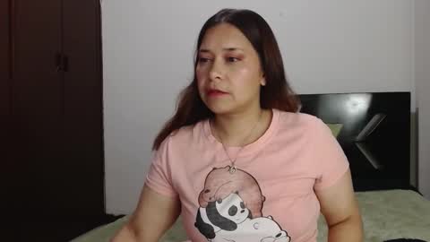 Snapshot of paula_anderson chatting on 02-06-26, 04:06 PAULA online show from 02-06-26, 04:06