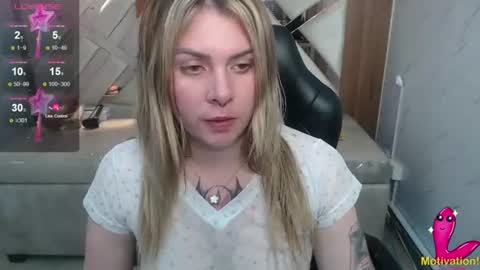 Paula online show from 06-27-26, 01:06
