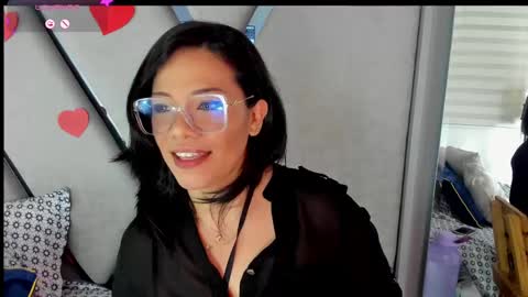 Paula online show from 02-15-25, 10:10