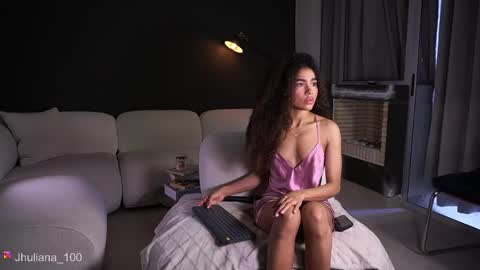 Snapshot of paulacora100 chatting on 05-30-26, 03:20 Paula online show from 05-30-26, 03:20