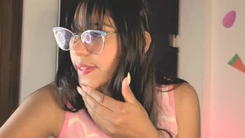 Snapshot of paulacutexs chatting on 03-27-26, 04:07 Paula online show from 03-27-26, 04:07