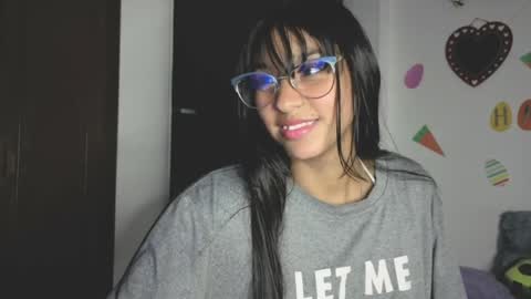 Snapshot of paulacutexs chatting on 04-01-26, 03:07 Paula online show from 04-01-26, 03:07