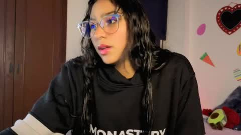 Snapshot of paulacutexs chatting on 04-15-26, 04:30 Paula online show from 04-15-26, 04:30