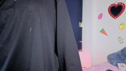 Snapshot of paulacutexs chatting on 04-20-26, 03:53 Paula online show from 04-20-26, 03:53
