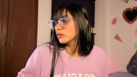 Snapshot of paulacutexs chatting on 04-27-26, 03:37 Paula online show from 04-27-26, 03:37