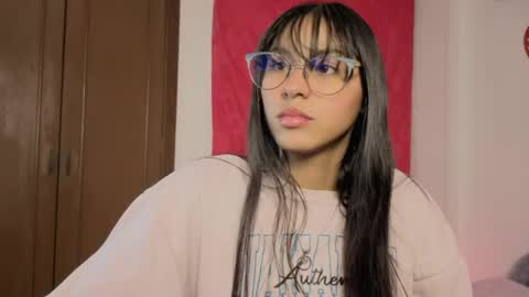 Snapshot of paulacutexs chatting on 05-11-26, 02:39 Paula online show from 05-11-26, 02:39