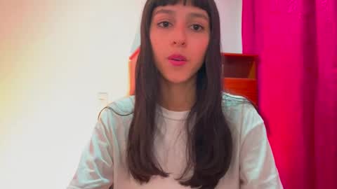 Snapshot of paulainblue chatting on 04-25-26, 04:26 online show from 04-25-26, 04:26