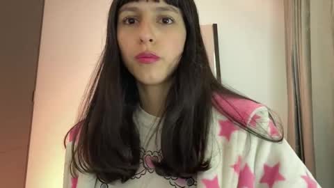 Snapshot of paulainblue chatting on 06-03-26, 02:36 online show from 06-03-26, 02:36