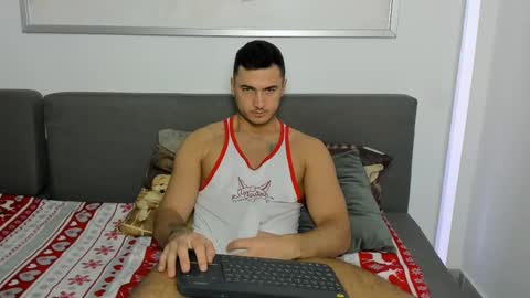 paulblack021 online show from 03-05-25, 09:48