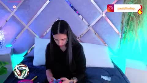 Snapshot of paulette_dupont_ chatting on 06-14-26, 02:24 paulette_dupont_ online show from 06-14-26, 02:24