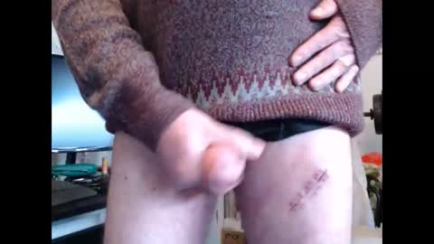 Snapshot of paulie120464 chatting on 12-09-24, 02:49 paulie120464 online show from 12-09-24, 02:49