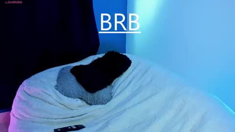 Paulina online show from 10-22-25, 08:19